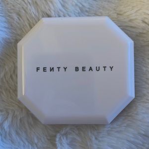 Pro Filt’r Soft Matte Longwear Powder Foundation 235